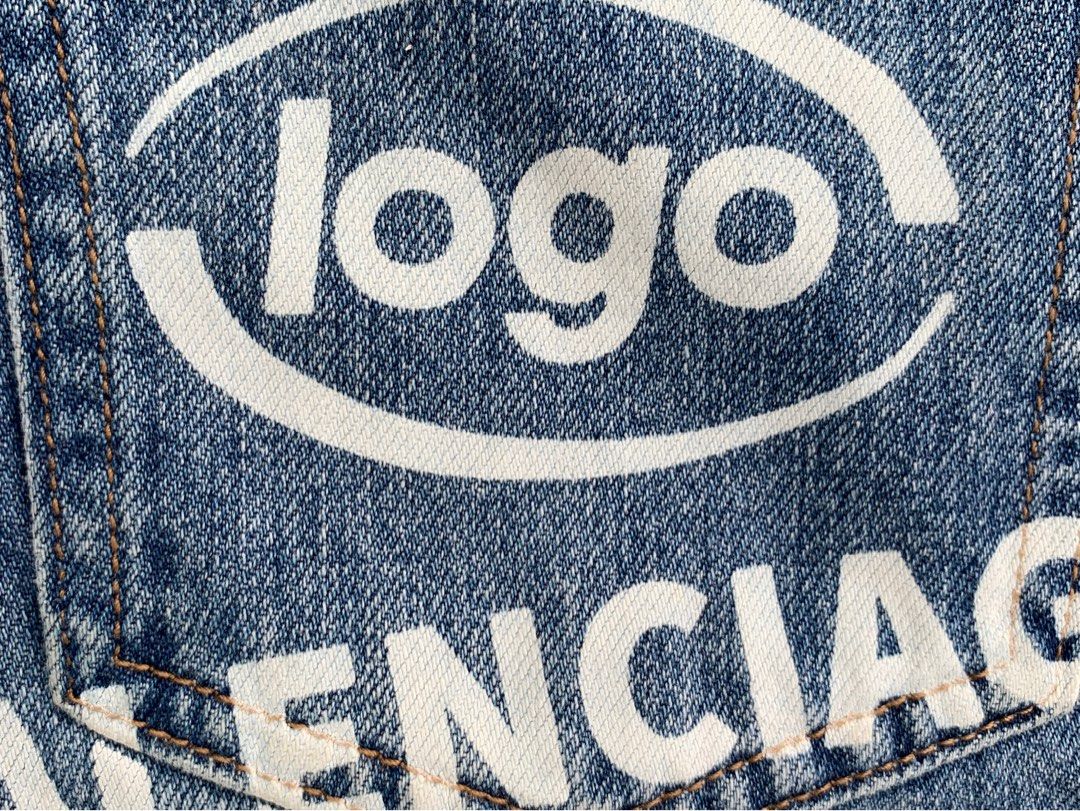 Parceira das maiores tecelagens de jeans do Brasil - GenesinlifeShops WF -  Grey Sweatpants with logo Balenciaga