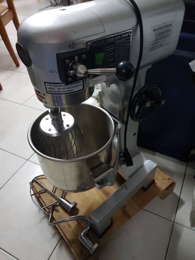 Berjaya Bakery mixer 10 litre, TV & Home Appliances, Kitchen Appliances
