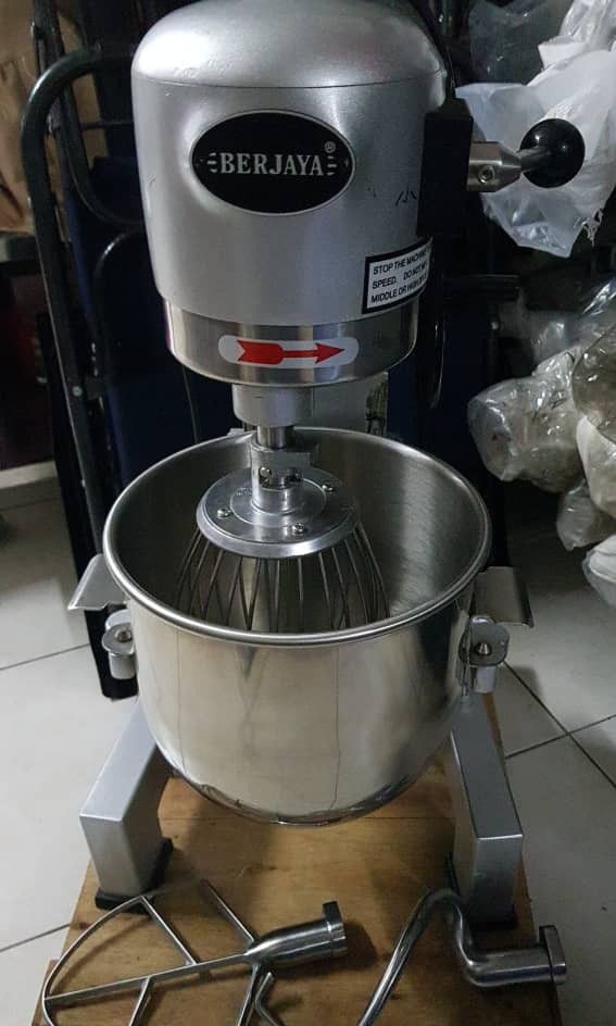 Berjaya Bakery mixer 10 litre, TV & Home Appliances, Kitchen Appliances