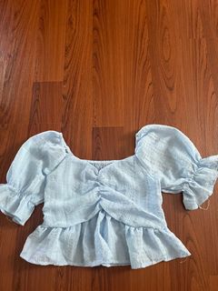 (Category: ) located in . Submitted by preloved_67 (Listing ID 1201690935, Image 1). Description: .