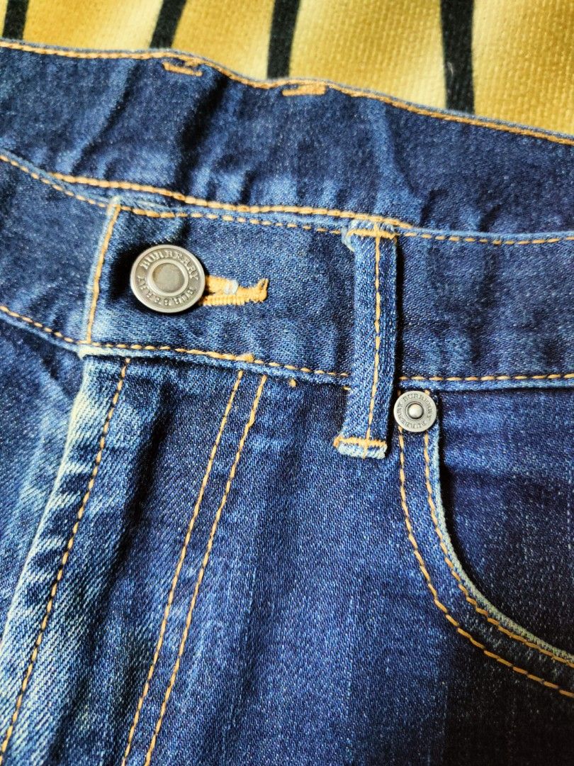 Burberry jeans shop yellow