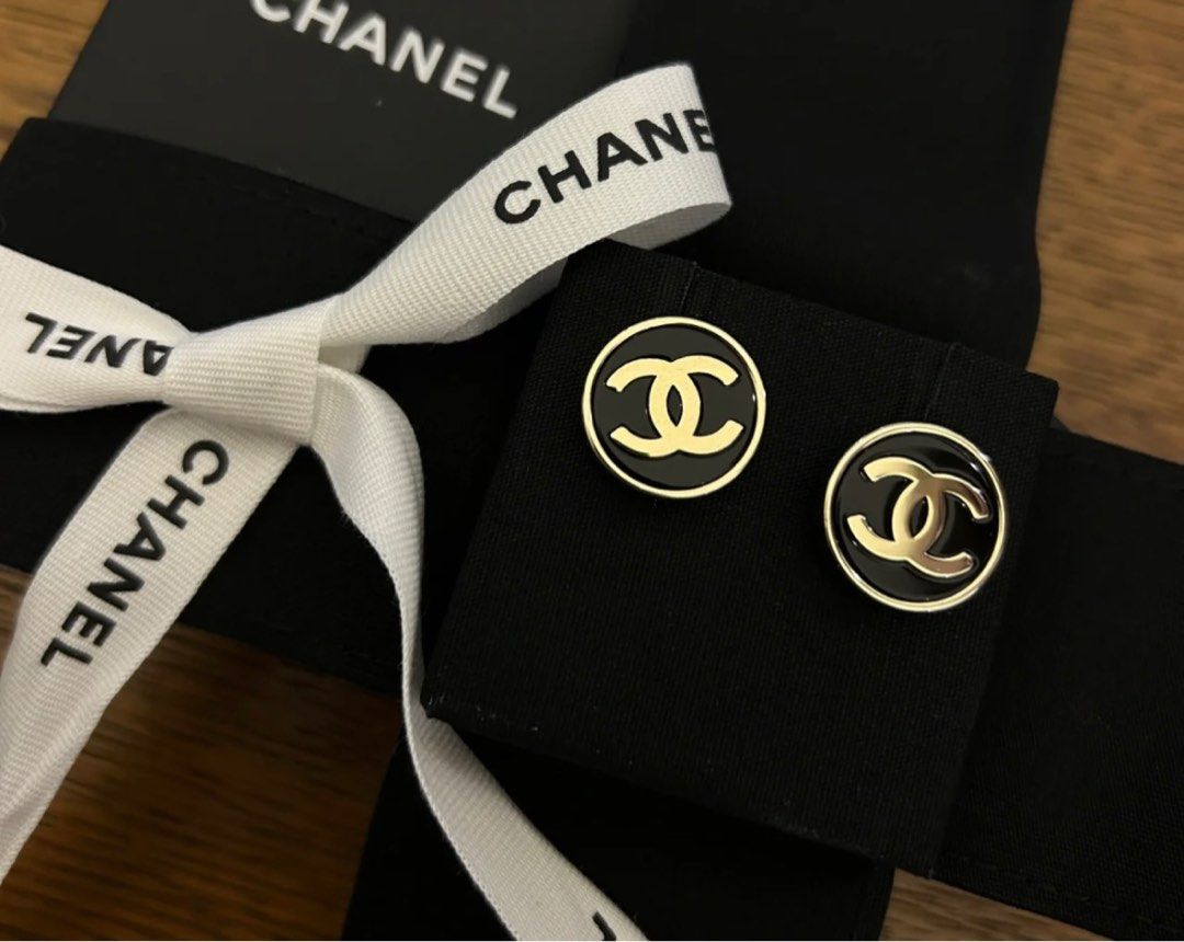 Chanel 23c Cc logo classic button earrings, Luxury, Accessories on Carousell