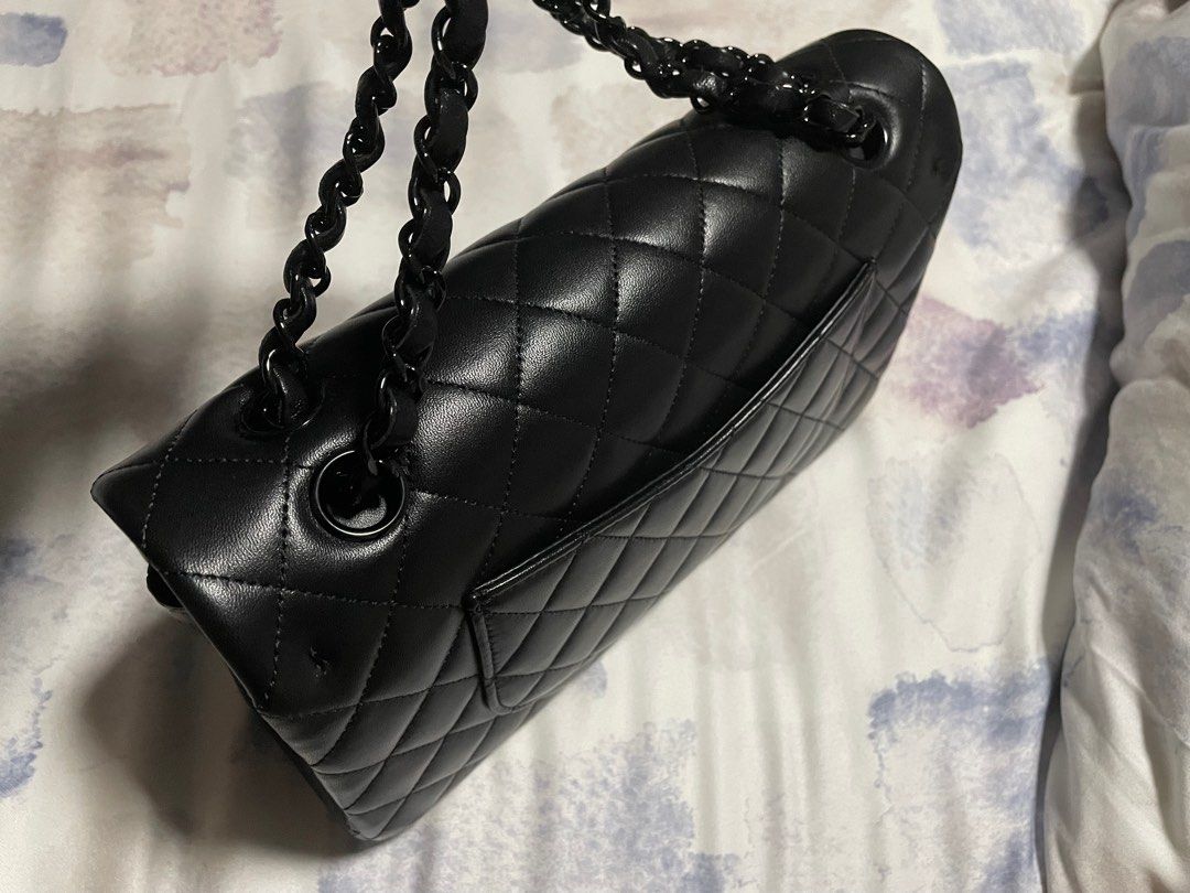 Chanel classic flap so black Women s Fashion Bags Wallets Shoulder Bags on Carousell