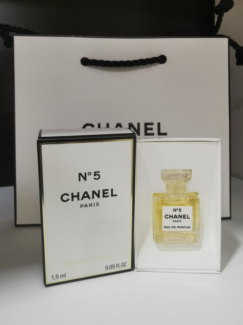 CHANEL PARIS N°5 N5 EAU DE Parfum 1.5ml /0.05Fl.oz ~MINIATURE