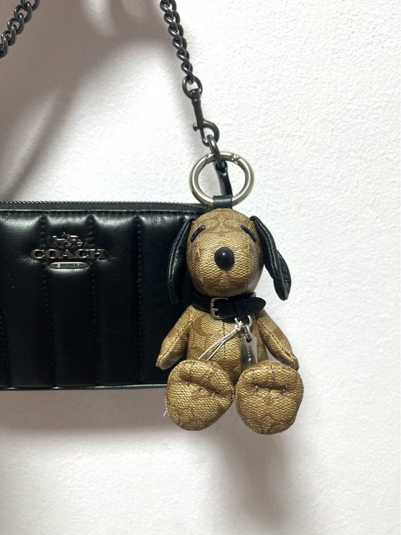 Coach x Peanuts Collaboration 5 Key Case [Khaki x Snoopy] With Accessories