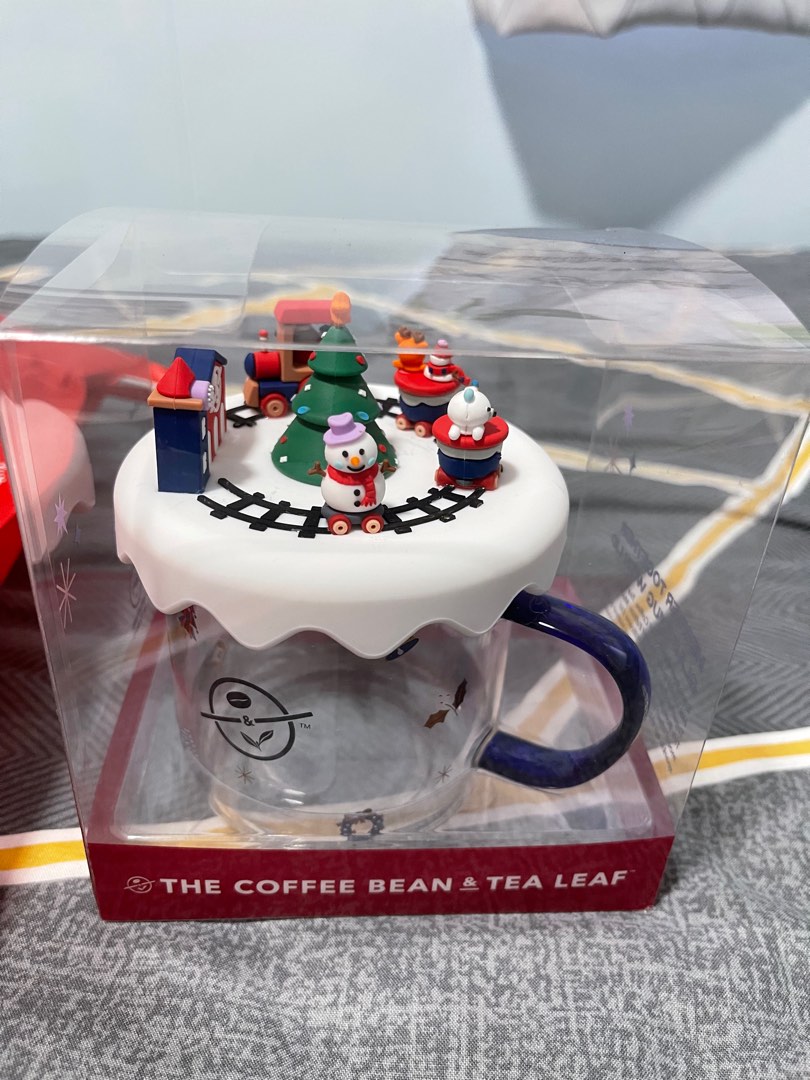Coffee bean Christmas Mug 2022, Furniture & Home Living, Kitchenware
