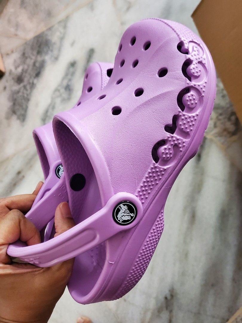 Stjerne Sprout bryst Crocs eur 36-37, Women's Fashion, Footwear, Flipflops and Slides on  Carousell