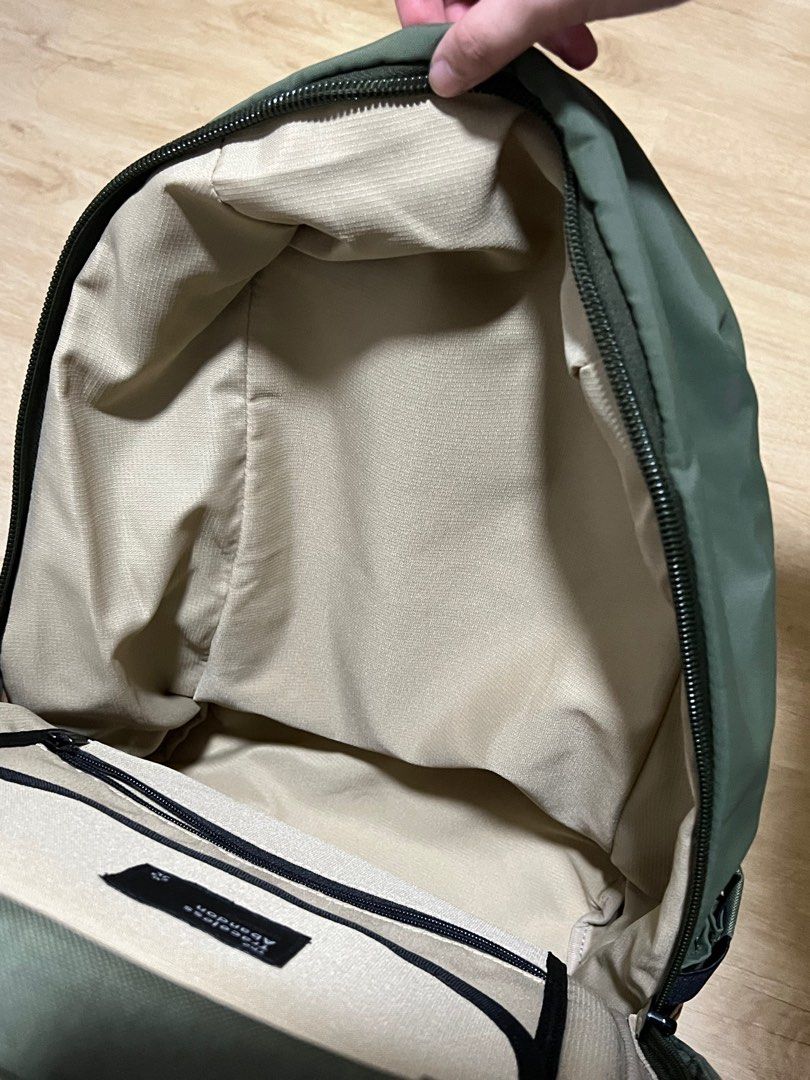 Crumpler traceless abandon sales review