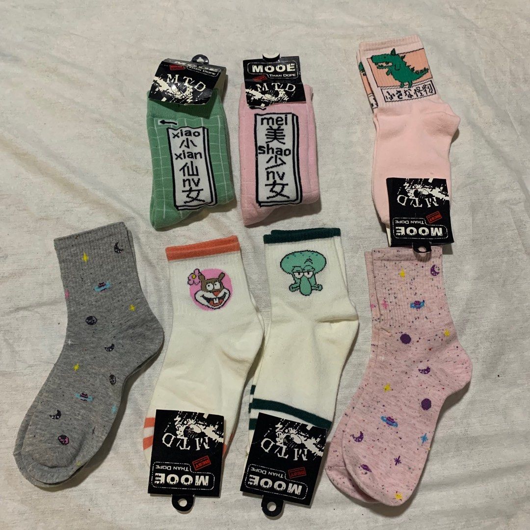 Milk shop grid socks