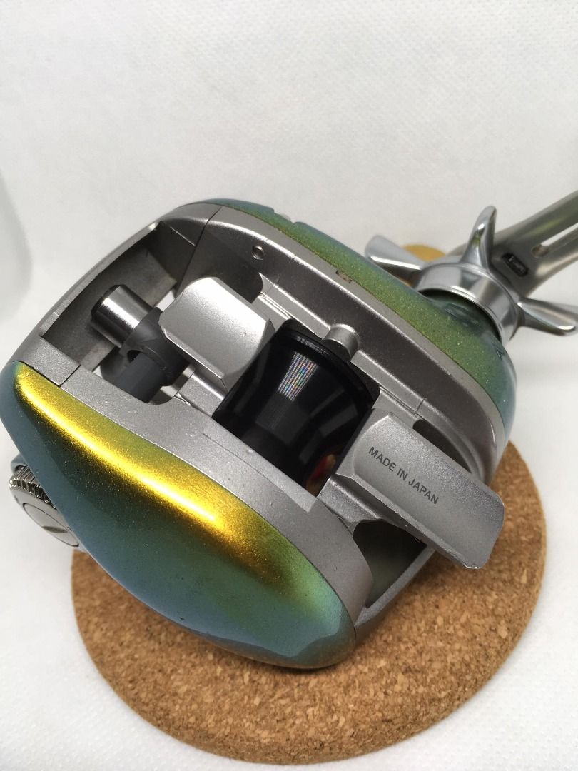 Daiwa TD-Z 105HL Repaint, Sports Equipment, Fishing on Carousell