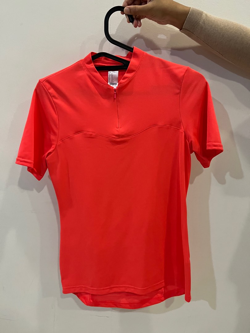 Decathlon women cycling jersey, Women's Fashion, Activewear on Carousell