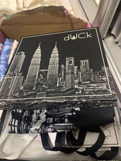 Duck merdeka 2017 black