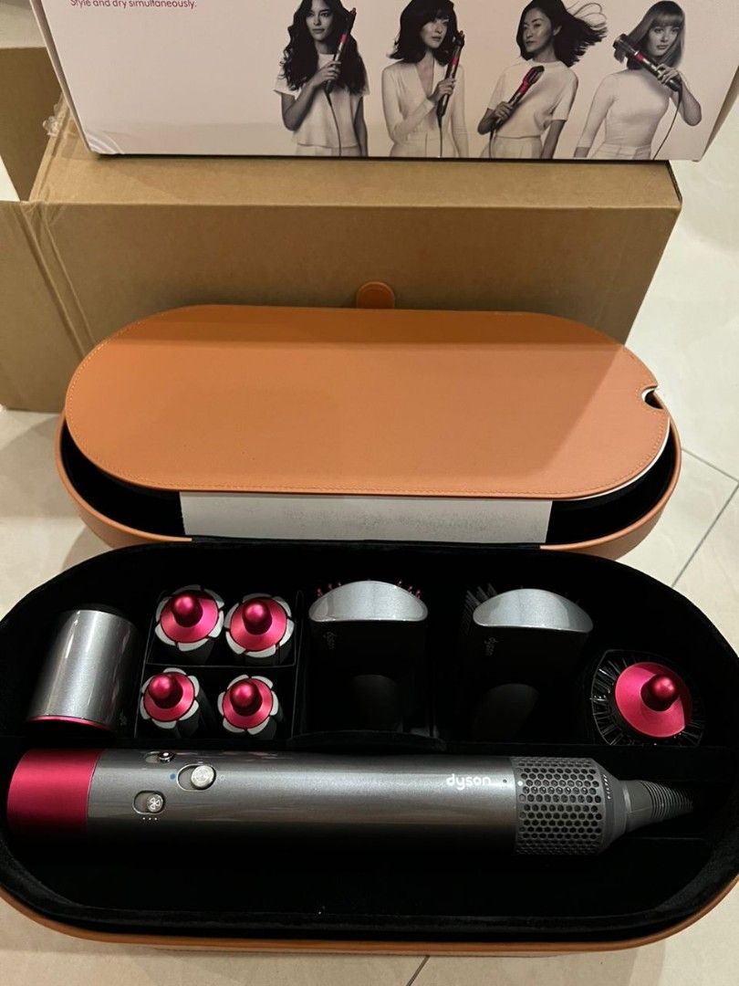 Dyson AirWrap Styler / Hair dryer With Complete Full Set Accessories Kits,  Beauty & Personal Care, Hair on Carousell