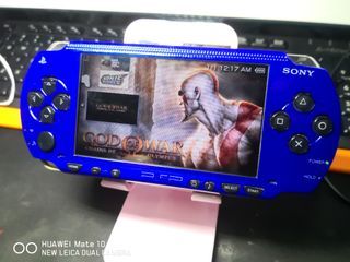 FOR SALE : Sony PSP 1000, Brandnew Battery & Charger, with Game's installed.