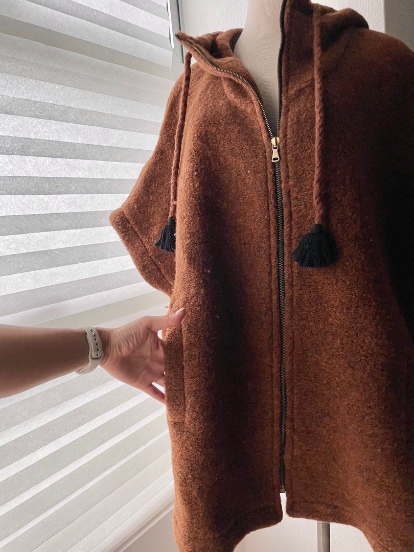 Zara hooded hot sale cape