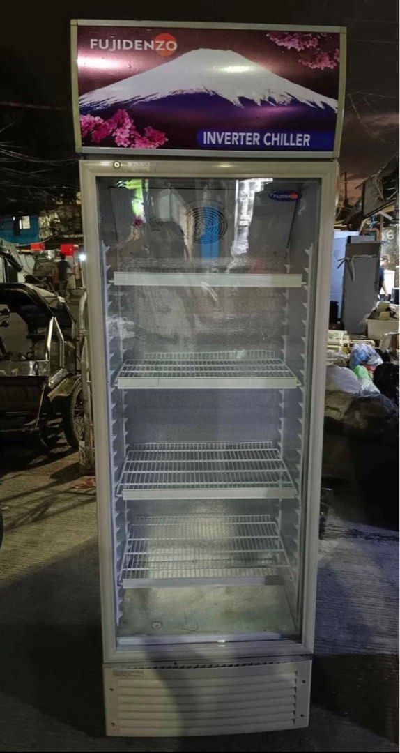 Fujidenzo Chiller 14'cubic 2nd Hand 220volts, TV & Home Appliances