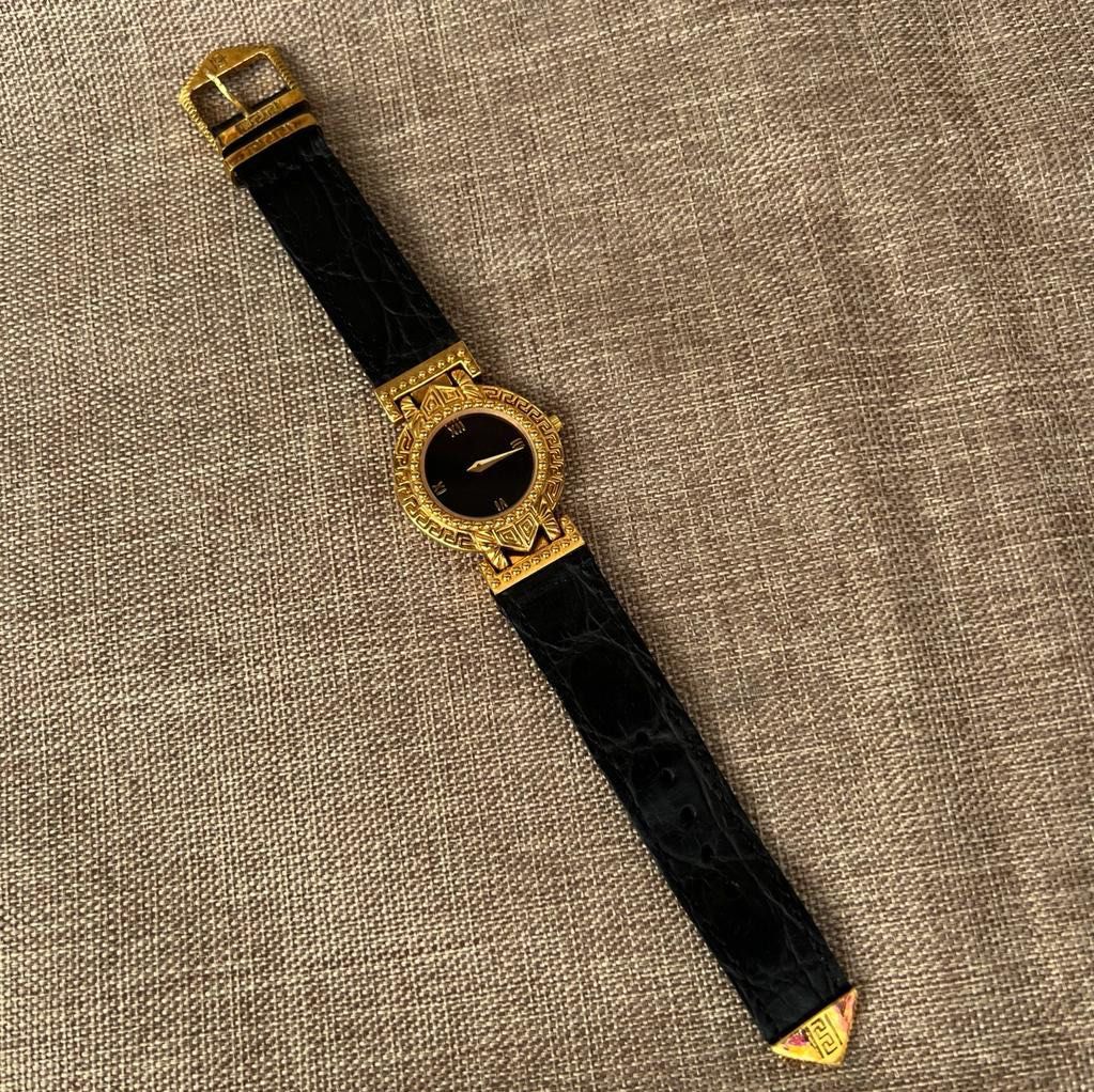 Gianni Versace Signature Watch Vintage Gold Plated 32mm Croco leather strap, Fesyen Wanita, Jam