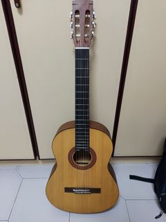 Guitar Yamaha CM40 Acoustic