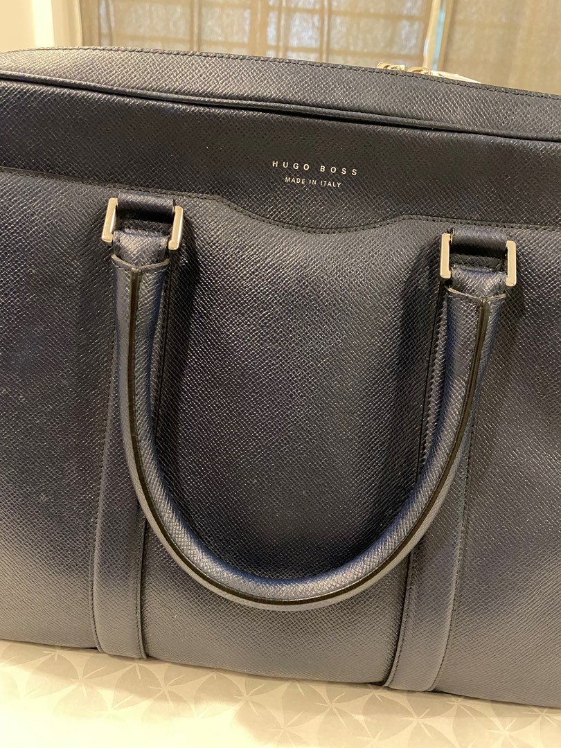 HUGO BOSS Signature Laptop Bag, Men's Fashion, Bags, Briefcases on ...