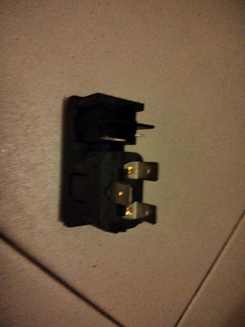 IEC socket ON / OFF button, holder plug and 3pin plug., TV & Home ...