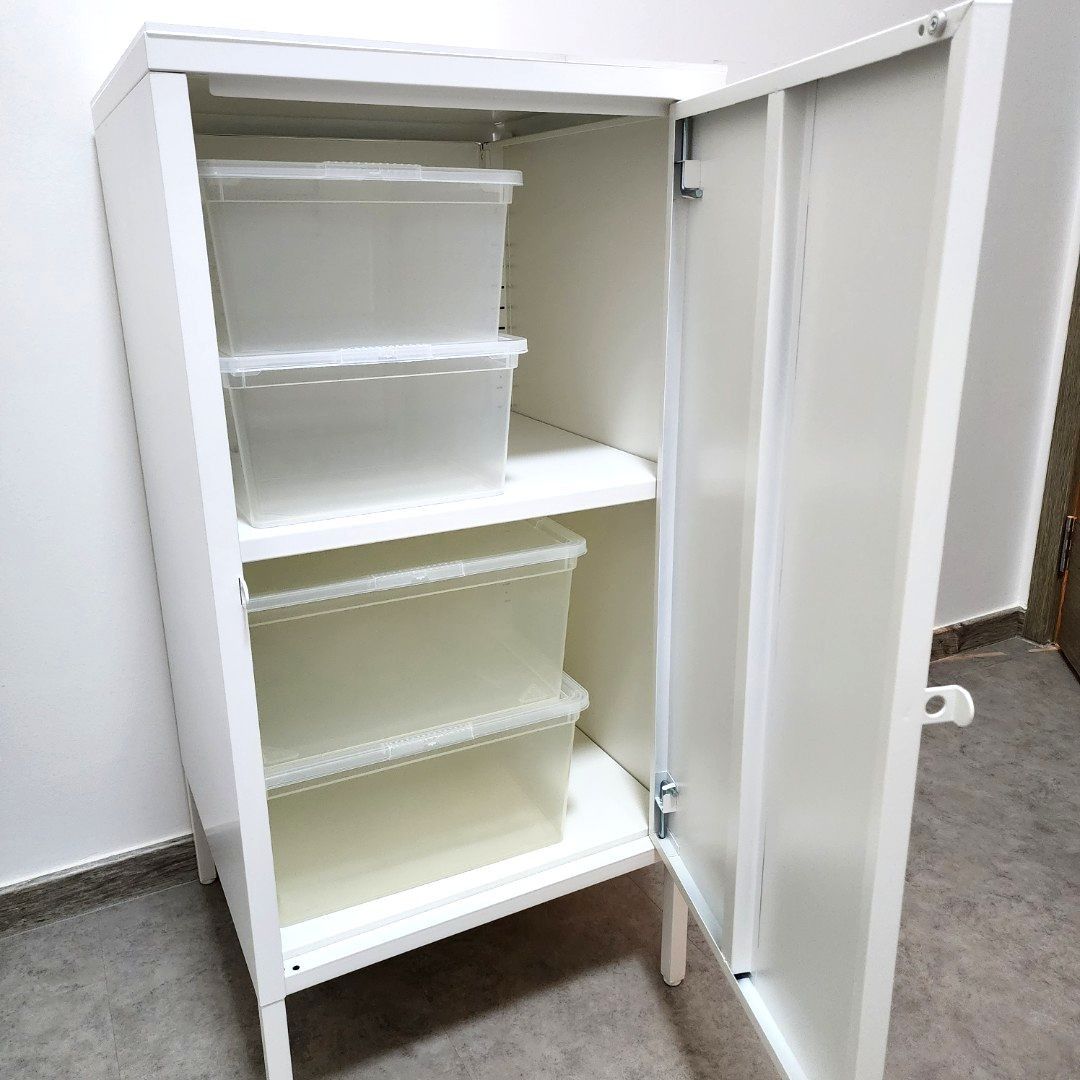 Hällan storage combination with doors cheap