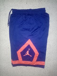 (Category: ) located in . Submitted by dlorahthrift (Listing ID 1201766145, Image 1). Description: .