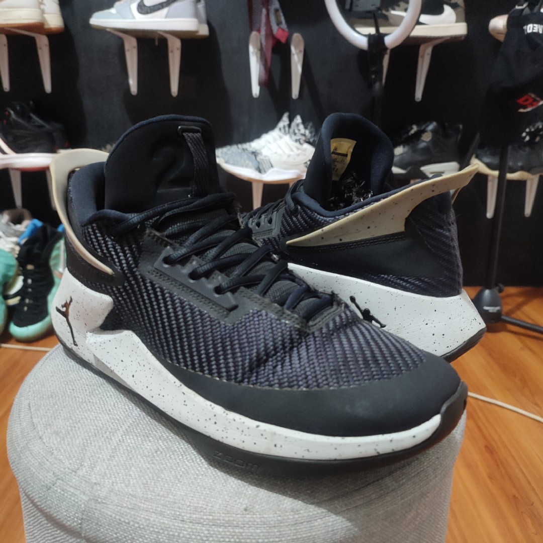 Jordan fly lockdown on feet outlet