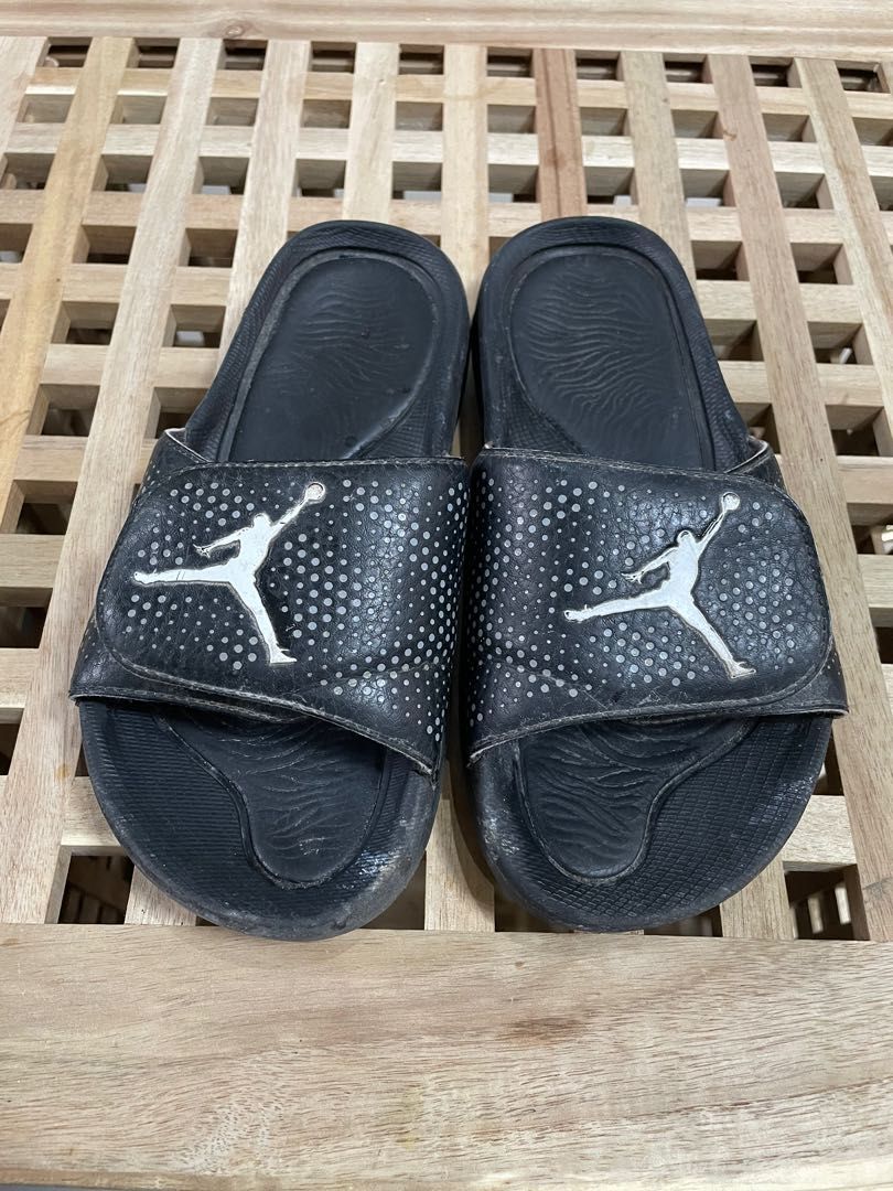 Jordan slides youth sales