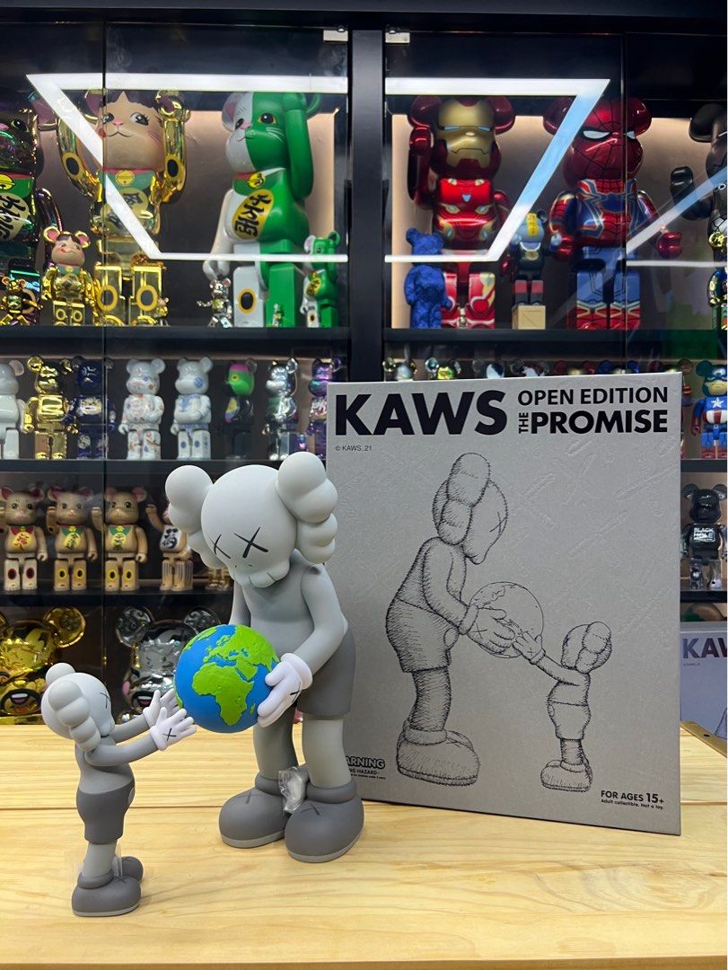 現貨Kaws The Promise (Grey/Brown/Black), 興趣及遊戲, 玩具& 遊戲類