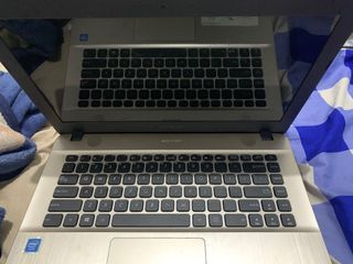 Laptop Asus vivobook