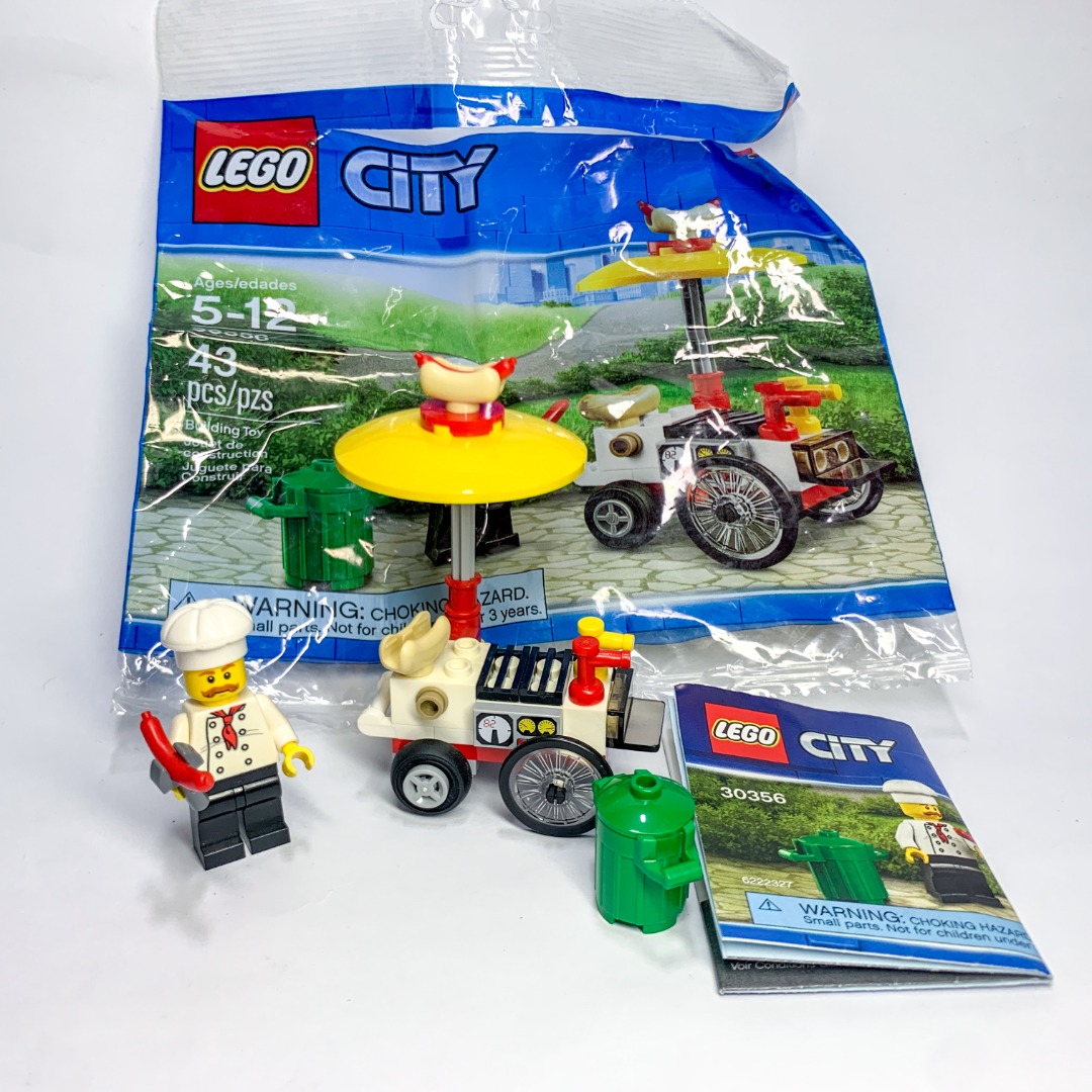 Lego hot 2024 dog stand polybag