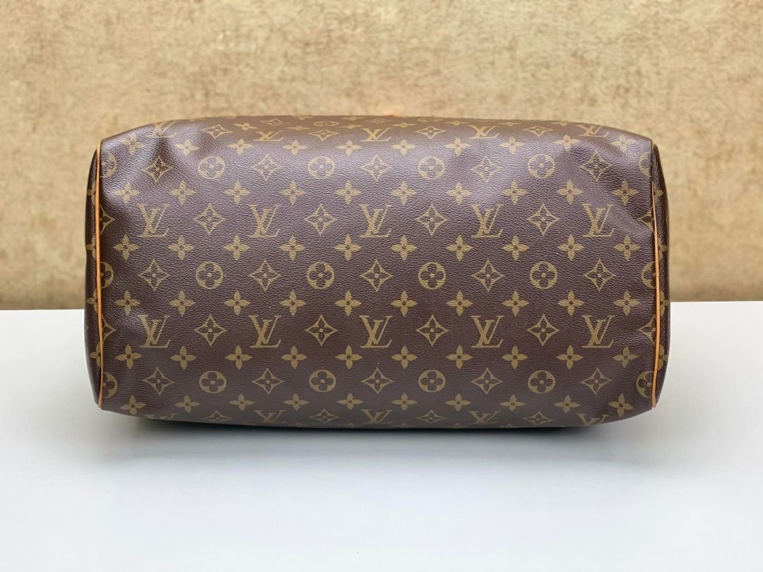 LOUIS VUITTON M41106 SPEEDY 40 MONOGRAM, Luxury, Bags & Wallets on Carousell