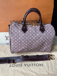 (Category: ) located in . Submitted by LeMonde (Listing ID 1201713036, Image 1). Description: .