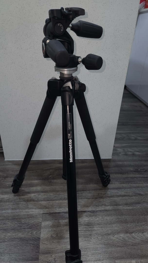 Manfrotto MT294A3 290 Video Kit with fluid head 128 RC, Photography, Photography Accessories