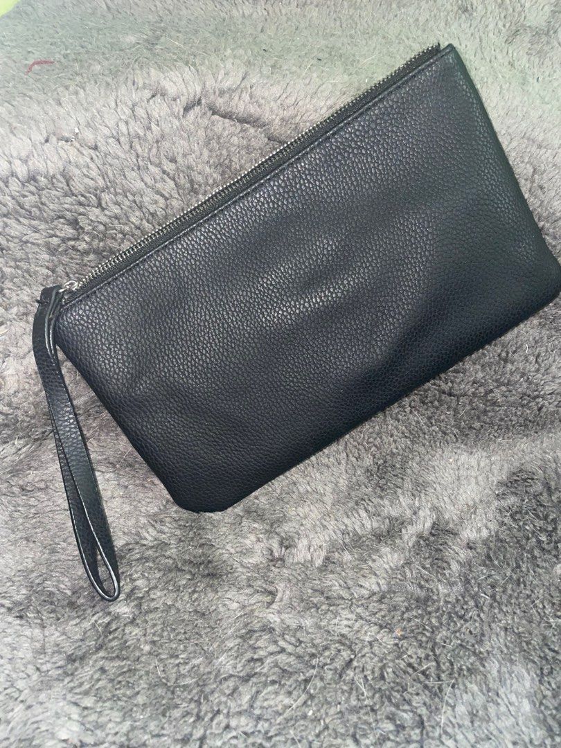 Mango wristlet discount