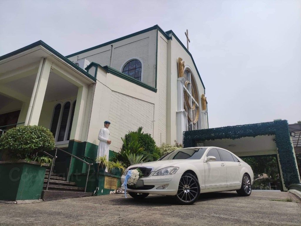 Mercedes Benz Sclass Limousine Krystal White Stretch Bridal Car VIP Service (Category: Car Services) located in Manila. Submitted by aperfectdaywedcar (Listing ID 239327612, Image 2). Description: Mercedes Benz Sclass Limousine Krystal White Stretch Available for all occasions... Bridal Car / Wedding Car Prom Debut Proposals Corporate Meetings Prenup Shoot Business Meetings Bachelors Party Bridal Shower FB: APerfectDayWedCar Luxury Bridal Cars Ma