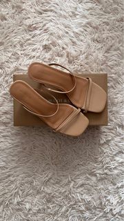 Milliot & Co Adventure Square Toe Heels - Nude