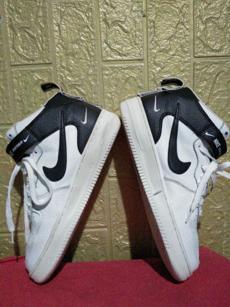 Nike Air Force 1 Utility White Black Size 8 41. Ukay Source