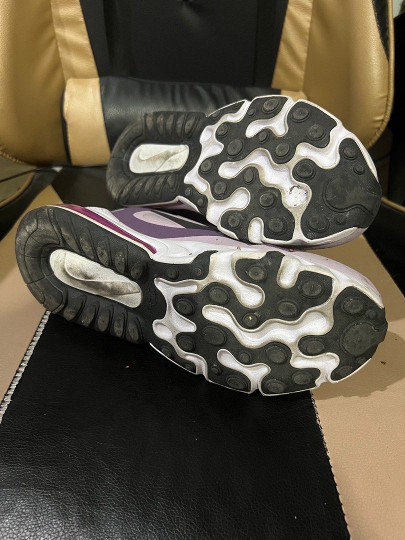 Nike React (Category: Sneakers) located in Makati City. Submitted by wroanne (Listing ID 1201668134, Image 3). Description: .