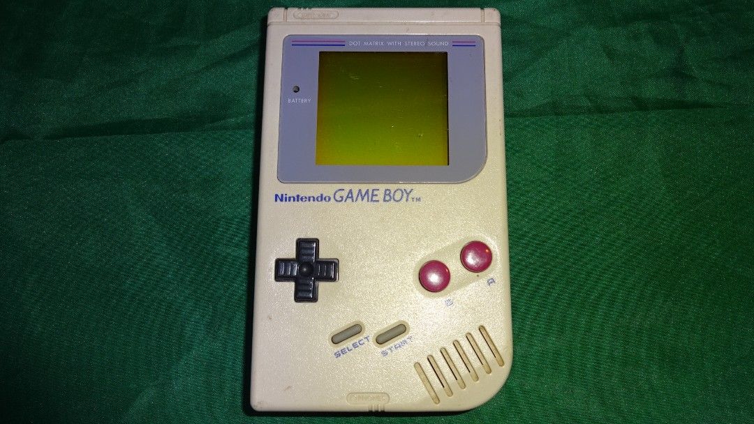 Nintendo Game Boy 1989 with HORI GB8 adapter 110V, Video Gaming, Video Game Consoles, Nintendo