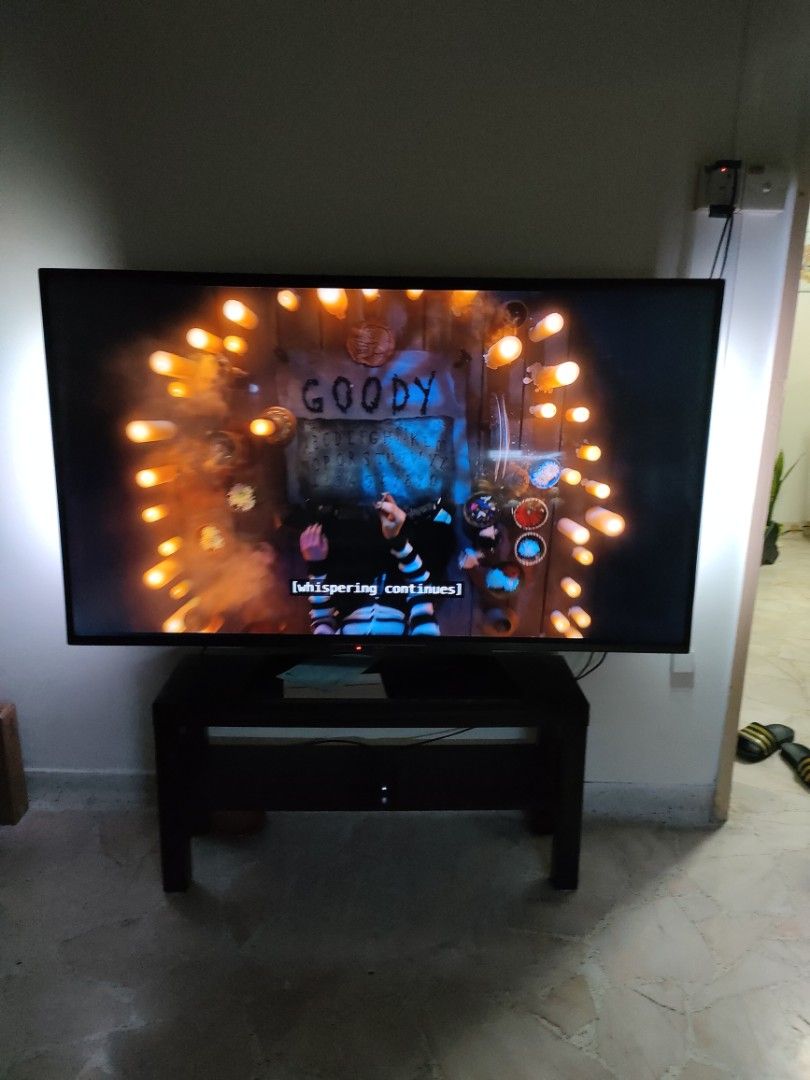 Philips 60 inches 3D Smart LED TV Ultra Slim with ambilight, TV & Home ...