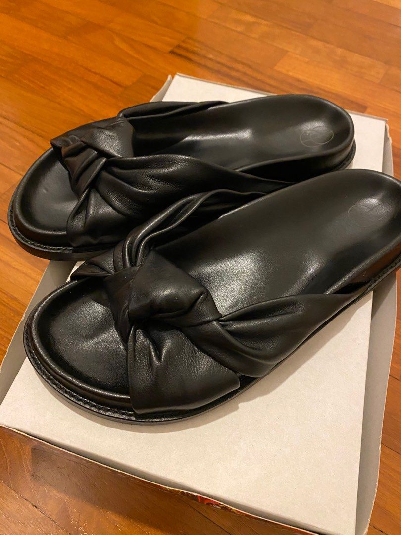 Porte & paire hot sale knotted leather sandals
