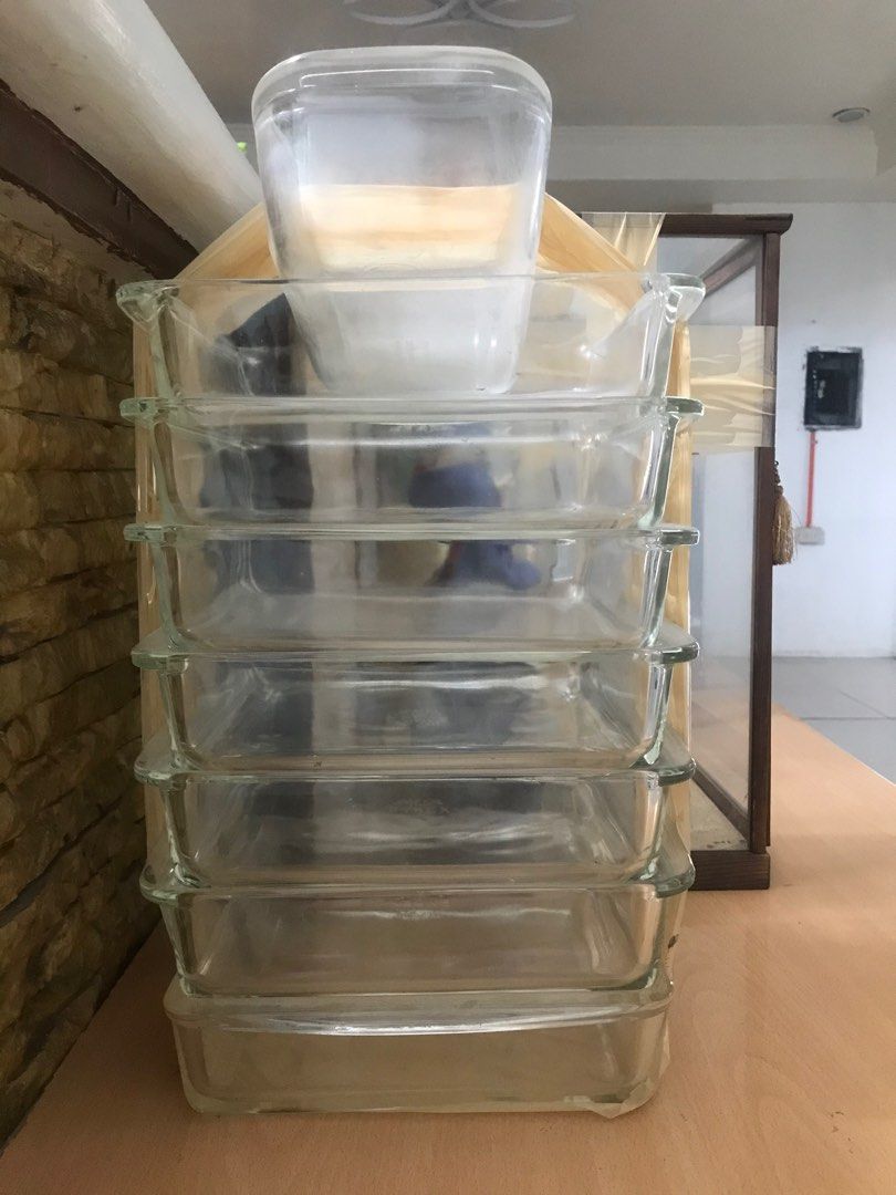 Pyrex Original (Category: Bakeware) located in Manila. Submitted by eyratan (Listing ID 1201716241, Image 3). Description: P 2,000 per piece RFS: The owner is migrating and is selling all her collections Whole set: 10 pieces Original Set.