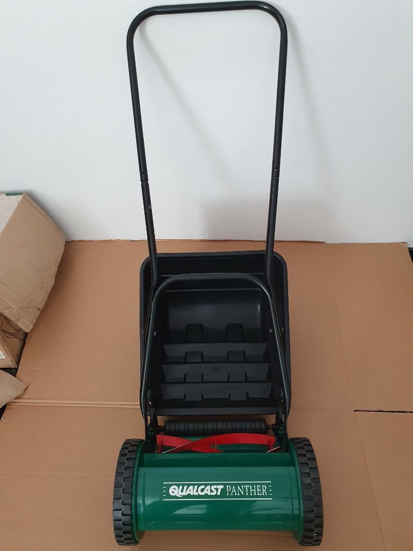 Qualcast Panther 30 Lawnmower