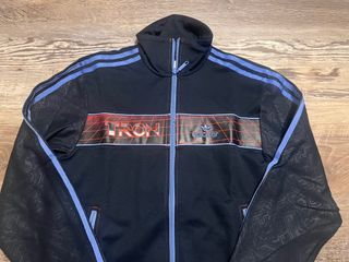 （分類：）位於 。 由 HKVTmall 提交（商品編號 1201798905，圖片 1）。簡介： 。