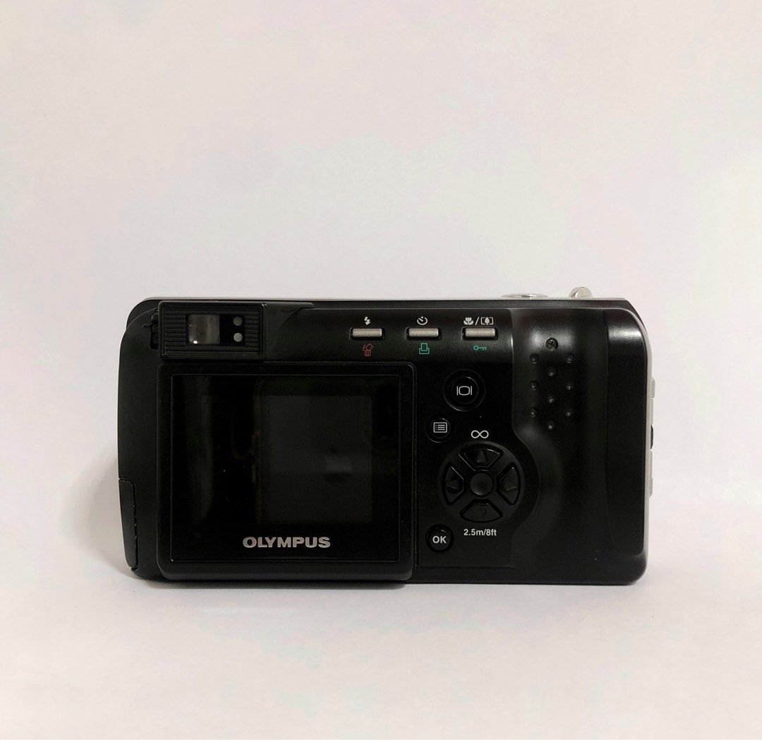 Rare Olympus camedia C960 zoom Digital Camera, Photography, Cameras on Carousell