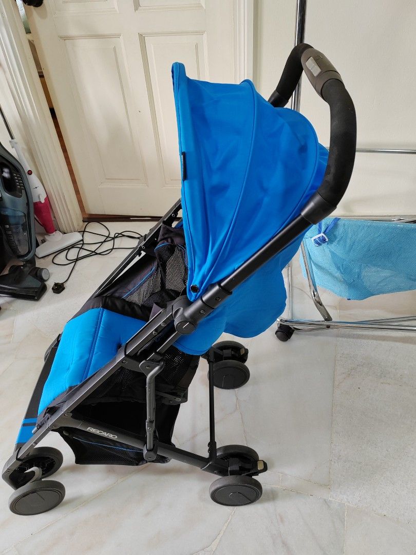 Recaro baby stroller cabin size, Babies & Kids, Going Out, Strollers