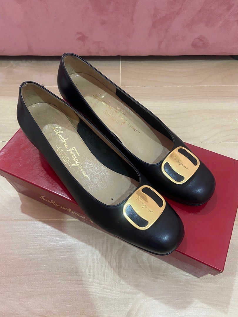 Ferragamo court shoes cheap