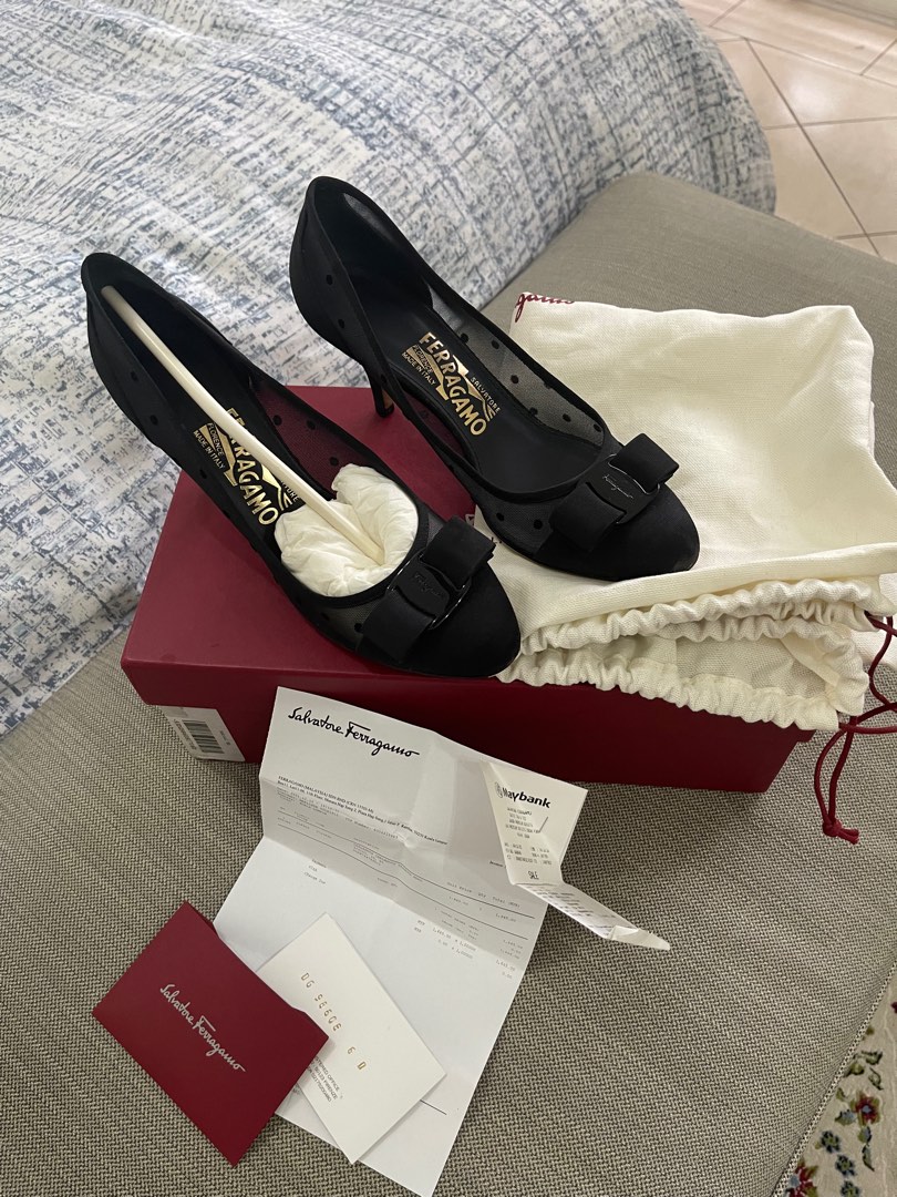 Salvatore Ferragamo Vara Dots Mesh Pumps, Women's Fashion, Footwear, Heels  on Carousell