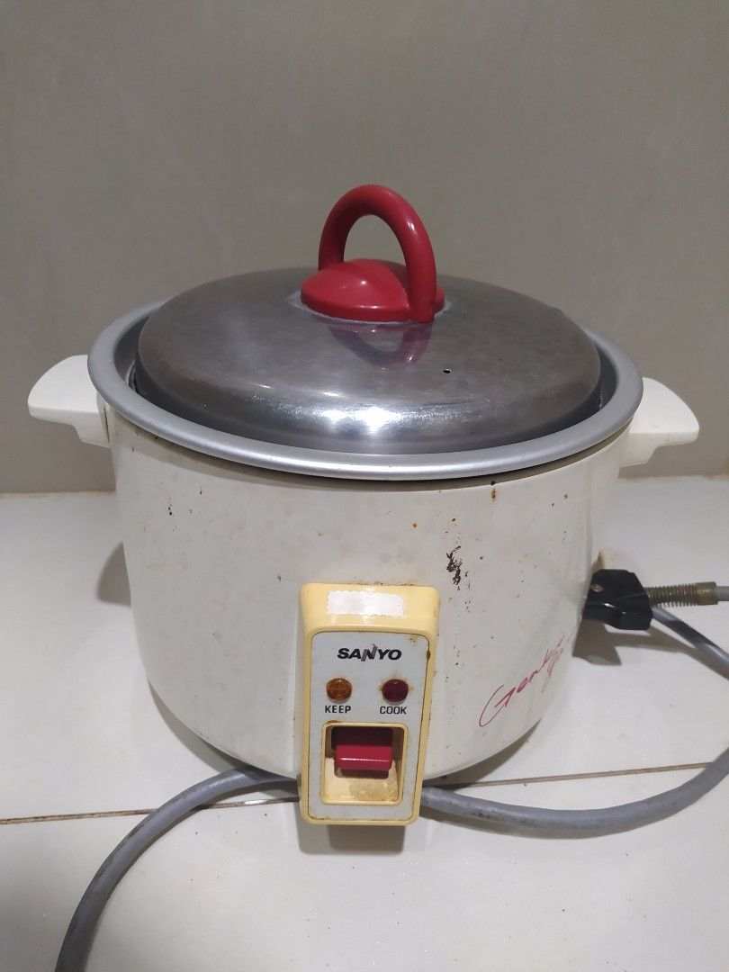 Sanyo Rice Cooker, TV & Home Appliances, Kitchen Appliances, Cookers on
